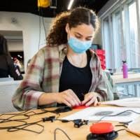 Alanis Santiago Comas